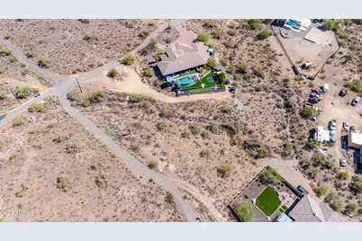101 E Briles Road #-, Phoenix, AZ 85085 - Photo 4