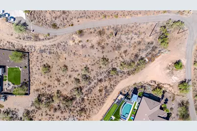 101 E Briles Road #-, Phoenix, AZ 85085 - Photo 6