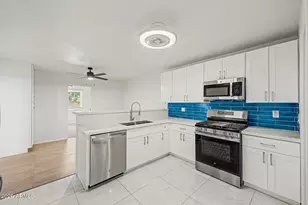 11822 N 76th Dr, Peoria, AZ 85345 - Photo 14