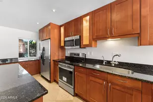 3002 N 32nd St, Phoenix, AZ 85018 - Photo 14