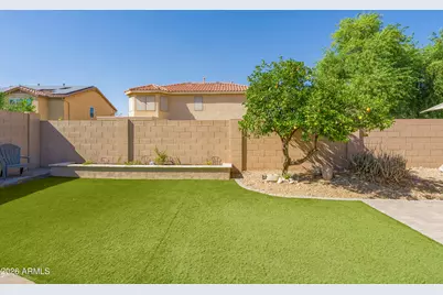 10610 W Country Club Trail, Peoria, AZ 85383 - Photo 42