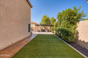 10610 W Country Club Trail, Peoria, AZ 85383 - Photo 40