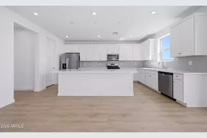 3009 E Villa Avenue, San Tan Valley, AZ 85143 - Photo 2