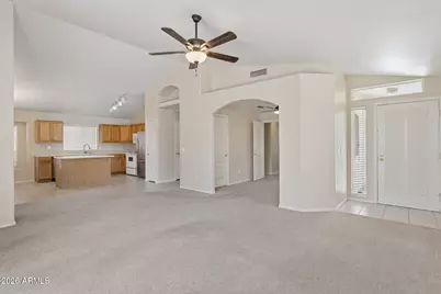 921 E Montoya Lane, Phoenix, AZ 85024 - Photo 4