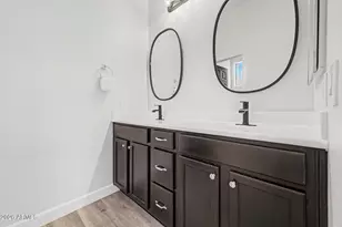 42424 N Gavilan Peak Pkwy, Anthem, AZ 85086 - Photo 18