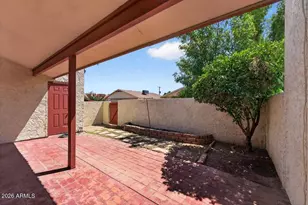 633 W Southern Ave, Tempe, AZ 85282 - Photo 38