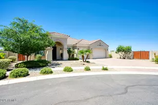 8428 S 16th Dr, Phoenix, AZ 85041 - Photo 2