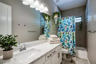 8428 S 16th Dr, Phoenix, AZ 85041 - Photo 14