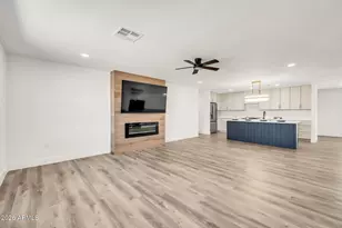 18022 N 134th Ave, Sun City West, AZ 85375 - Photo 8