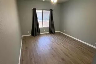 2201 N Comanche Dr, Chandler, AZ 85224 - Photo 4