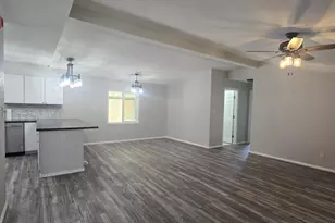 2701 E Utopia Rd, Phoenix, AZ 85050 - Photo 12