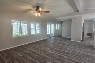 2701 E Utopia Rd, Phoenix, AZ 85050 - Photo 24
