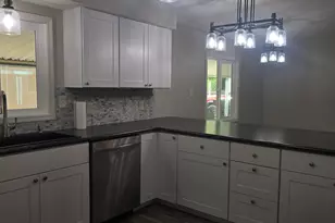 2701 E Utopia Rd, Phoenix, AZ 85050 - Photo 18
