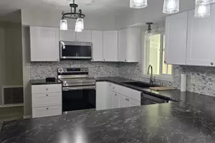 2701 E Utopia Rd, Phoenix, AZ 85050 - Photo 2