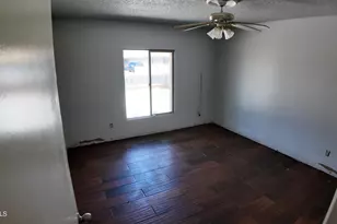 2327 E Victory Dr, Tempe, AZ 85288 - Photo 22