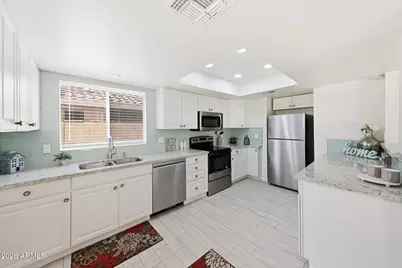 7939 W Shaw Butte Drive, Peoria, AZ 85345 - Photo 14