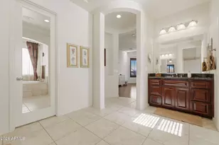 1513 W Bramble Berry Ln, Phoenix, AZ 85085 - Photo 26