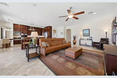 1513 W Bramble Berry Lane, Phoenix, AZ 85085 - Photo 10