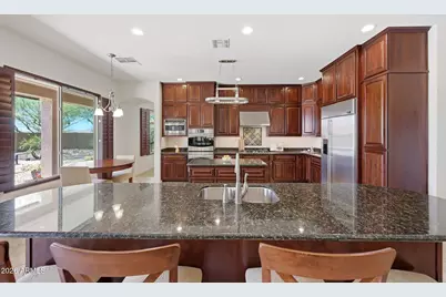 1513 W Bramble Berry Lane, Phoenix, AZ 85085 - Photo 14