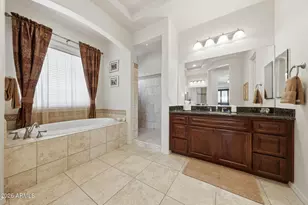1513 W Bramble Berry Ln, Phoenix, AZ 85085 - Photo 24