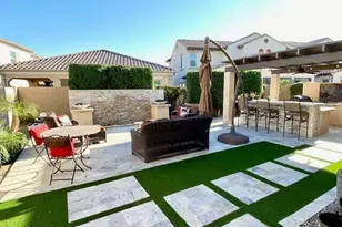 1949 W Yellowstone Way, Chandler, AZ 85248 - Photo 2