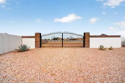 6786 W Palomino Way, Coolidge, AZ 85128 - Photo 8