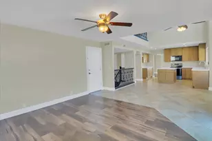 7121 W Windrose Dr, Peoria, AZ 85381 - Photo 10