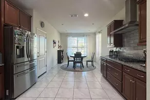 7117 W Andrea Dr, Peoria, AZ 85383 - Photo 10