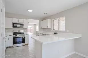 12563 W Mauna Loa Ln, El Mirage, AZ 85335 - Photo 6