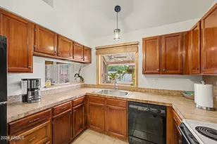 5539 W Garden Dr, Glendale, AZ 85304 - Photo 6