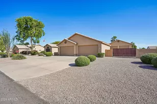 9131 W Cielo Grande, Peoria, AZ 85383 - Photo 8