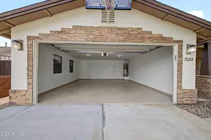 7034 N 23rd Dr, Phoenix, AZ 85021 - Photo 32
