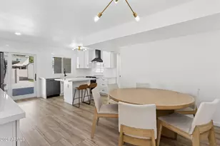 8208 E Keim Dr, Scottsdale, AZ 85250 - Photo 12