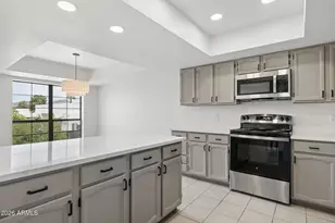 8344 N 21st Dr, Phoenix, AZ 85021 - Photo 10