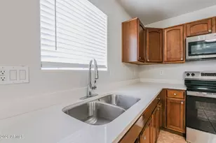 2219 S 101st Dr, Tolleson, AZ 85353 - Photo 14
