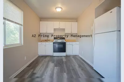 9606 N 11th Avenue #105, Phoenix, AZ 85021 - Photo 12