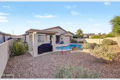 18575 W Capistrano Avenue, Goodyear, AZ 85338 - Photo 4