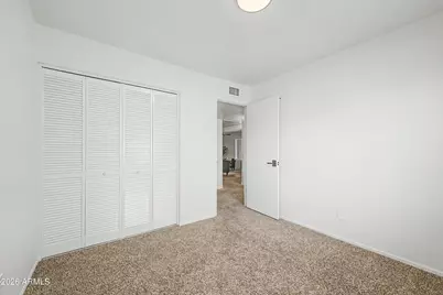 11030 N 42nd Avenue, Phoenix, AZ 85029 - Photo 12