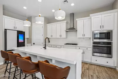 2117 E Flamingo Way, Gilbert, AZ 85297 - Photo 2