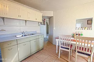 512 W Pinto St, Miami, AZ 85539 - Photo 22