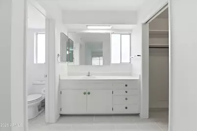 100 W Maryland Avenue #H1, Phoenix, AZ 85013 - Photo 12
