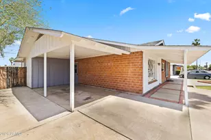 3742 W Berridge Ln, Phoenix, AZ 85019 - Photo 4