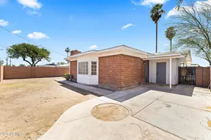 3742 W Berridge Ln, Phoenix, AZ 85019 - Photo 30