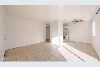 9643 N 10th Avenue, Phoenix, AZ 85021 - Photo 4