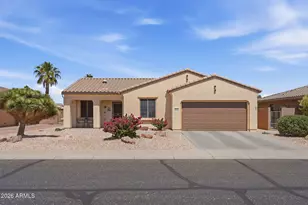 19113 N Hunters Run, Surprise, AZ 85387 - Photo 2