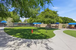 19113 N Hunters Run, Surprise, AZ 85387 - Photo 40
