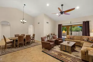 19033 N 92nd Ave, Peoria, AZ 85382 - Photo 10