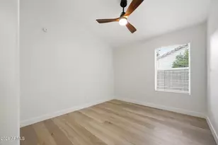 1634 W Acoma Dr, Phoenix, AZ 85023 - Photo 32