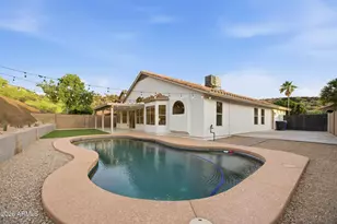 1634 W Acoma Dr, Phoenix, AZ 85023 - Photo 40