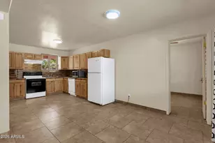 1020 E Oregon Ave, Phoenix, AZ 85014 - Photo 12